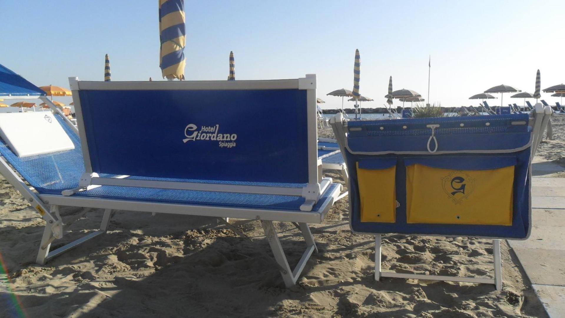Hotel Giordano Spiaggia Torre Pedrera Esterno foto